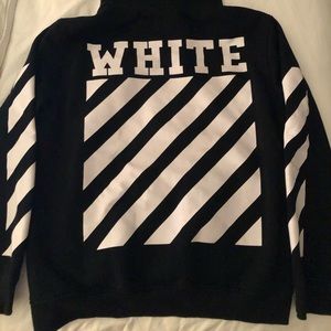 Off white sweatshirt. Good condition!